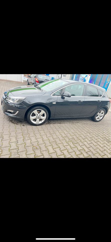 Opel Astra 1.7 Diesel*NAVI*XENON*ALU*SHZ** in Bielefeld