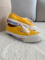 VANS Sneaker 36,5 vintage mit Surfer Sohle gelb weiß Bayern - Wertingen Vorschau