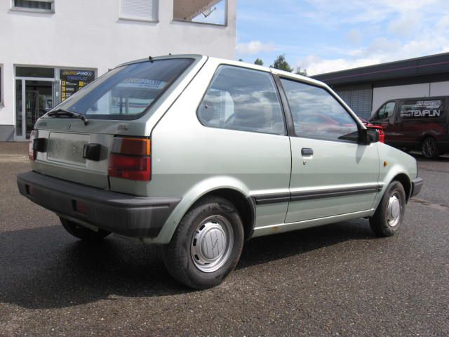 Nissan Micra LX Typ K10 Oldtimer 1. Serie Baujahr 1986 in Burladingen