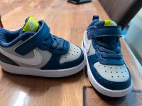 Nike Kinderschuhe Größe 21 Nordrhein-Westfalen - Delbrück Vorschau