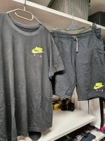 Nike Anzug Hose L Shirt XL Baden-Württemberg - Pforzheim Vorschau