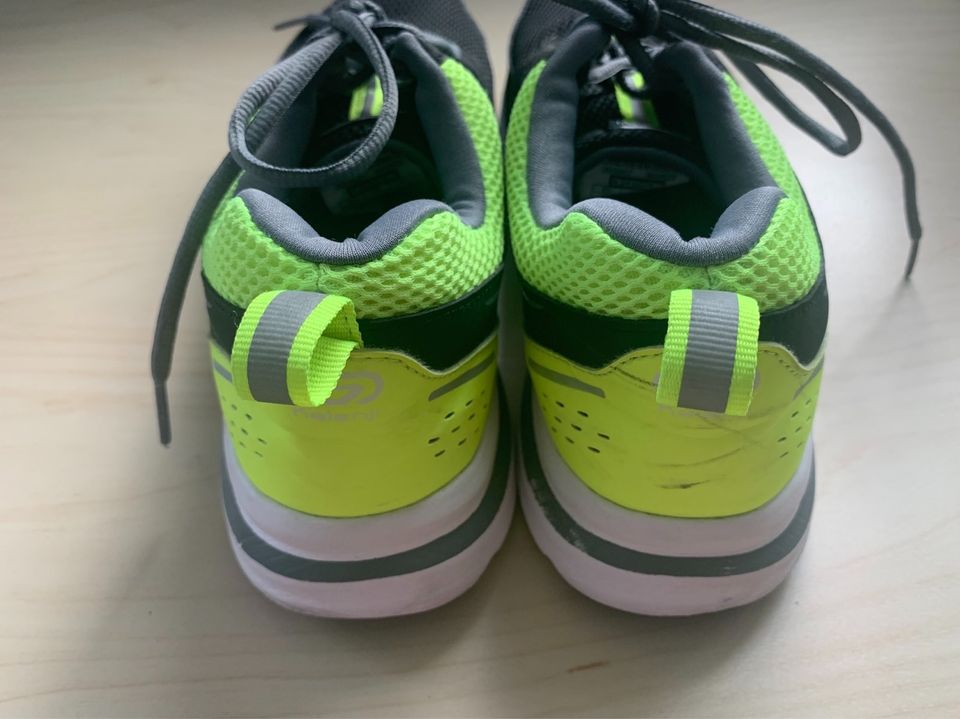 Sportschuhe Sneakers von Decathlon, Gr. 44, Herren in Bielefeld