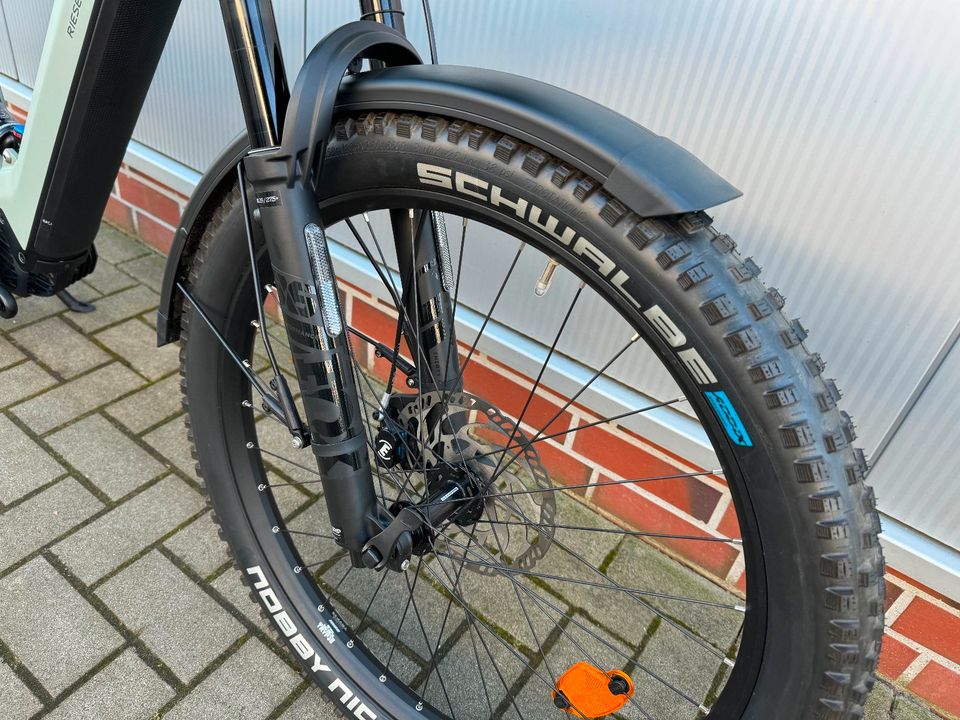 Riese und Müller Superdelite Mountain Touring Fully EBike Sofort in Jade