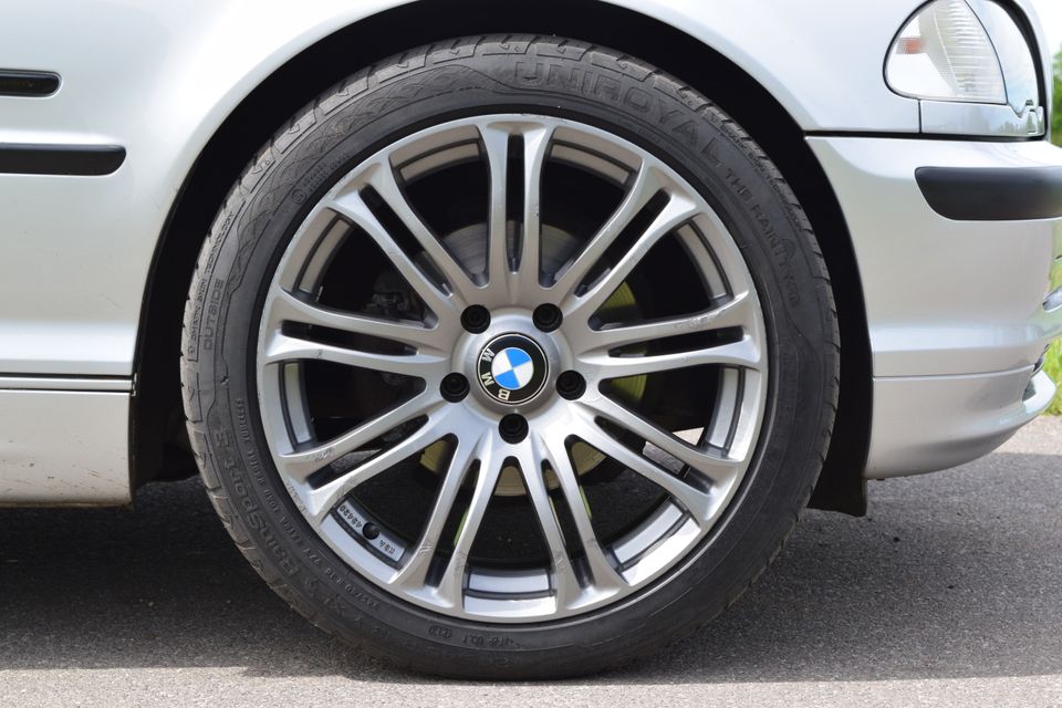 BMW 18 Zoll Kompletträder 7mm neue Keramikversiegelung e90 f30 in Neuhausen/Spree