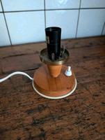 Tischlampe Leuchte Fassung  Fassung Vintage DDR ohne Schirm! Nordrhein-Westfalen - Bad Honnef Vorschau