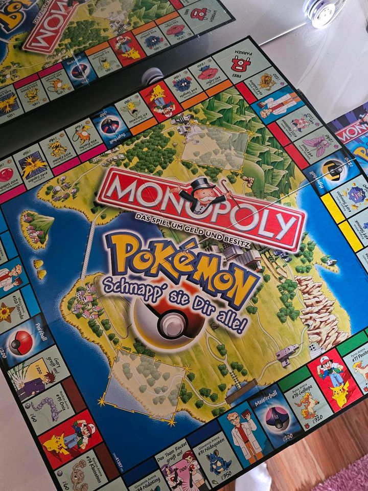 MONOPOLY POKEMON Sammler edition in Bad König