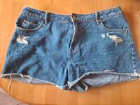 vero moda jeansshorts Größe 46 Damen Sachsen - Borna Vorschau