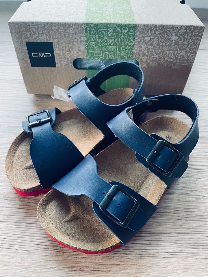 Neu & ungetragen CMP Sommer Leder Sandalen blau Gr. 28 OVP in Kolbermoor