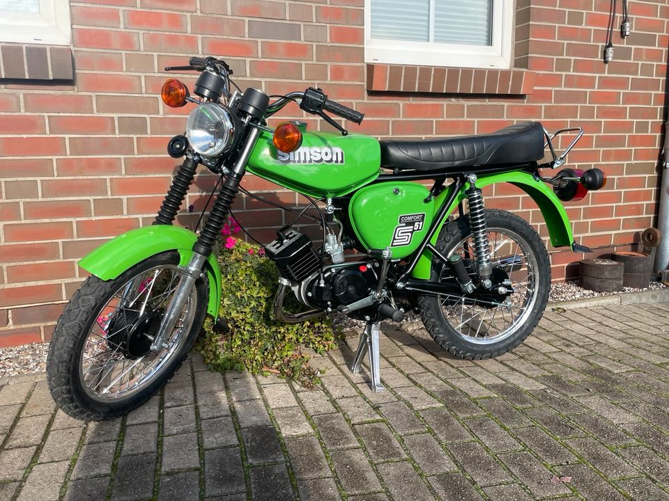 Simson S51 Bj 1982 Papiere Vape Neuaufbau Drehzahlmesser in Jakobsdorf