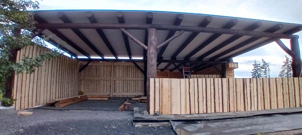 Pferdestahl Pferdehaus Terrassenüberdachung Carport Unterstand in Berlin