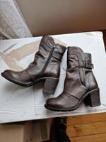 Neue schicke Leder-Stiefelette von Buffalo Größe 38 Hannover - Südstadt-Bult Vorschau