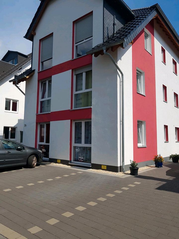 4-Zimmer-Maisonette-Wohnung in Leverkusen-Manfort/Wiesdorf in Leverkusen