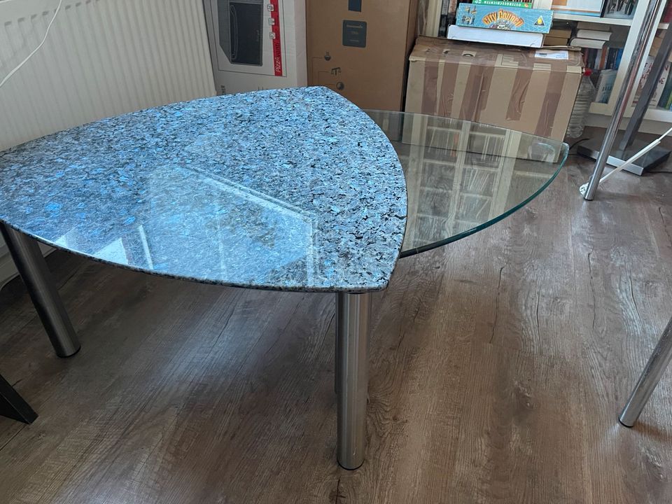 Marmor Glas Tisch Designer Stück in Neumünster