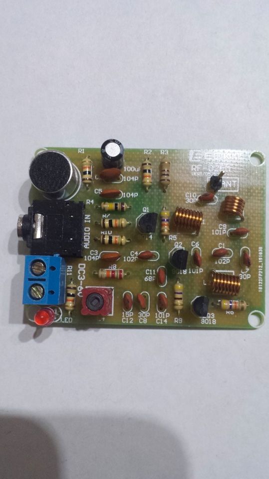 FM-Transmitter, 88 bis 108 MHz in Gütersloh