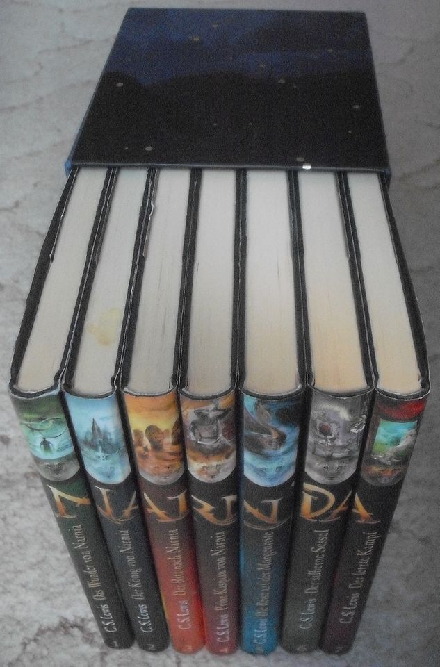 Die Chroniken von Narnia * von C.S. Lewis * 7 Bände im Schuber in Halle