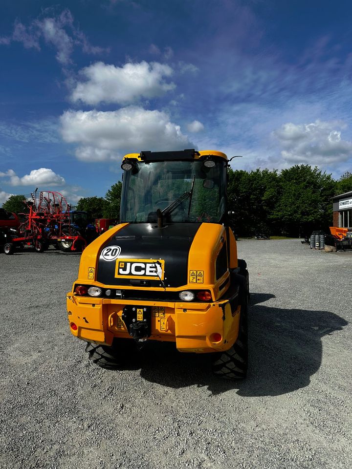 Radlader JCB 409 Agri Stage V in Nortorf