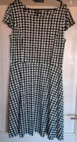 More & More Kleid Größe 42 *Top Zustand* Hessen - Frielendorf Vorschau
