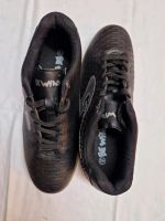 Neu Fußball Schuhe Halle Herren,  Gr. 42 schwarz Bayern - Burglengenfeld Vorschau