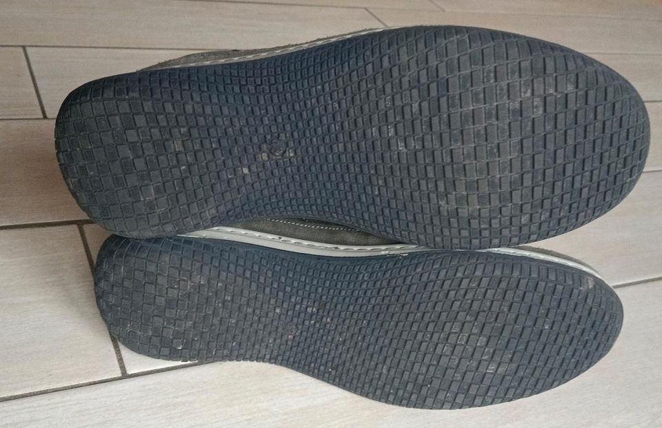 Schuhe/ Slipper aus Leder von Light Walk gr.43 in Tastrup