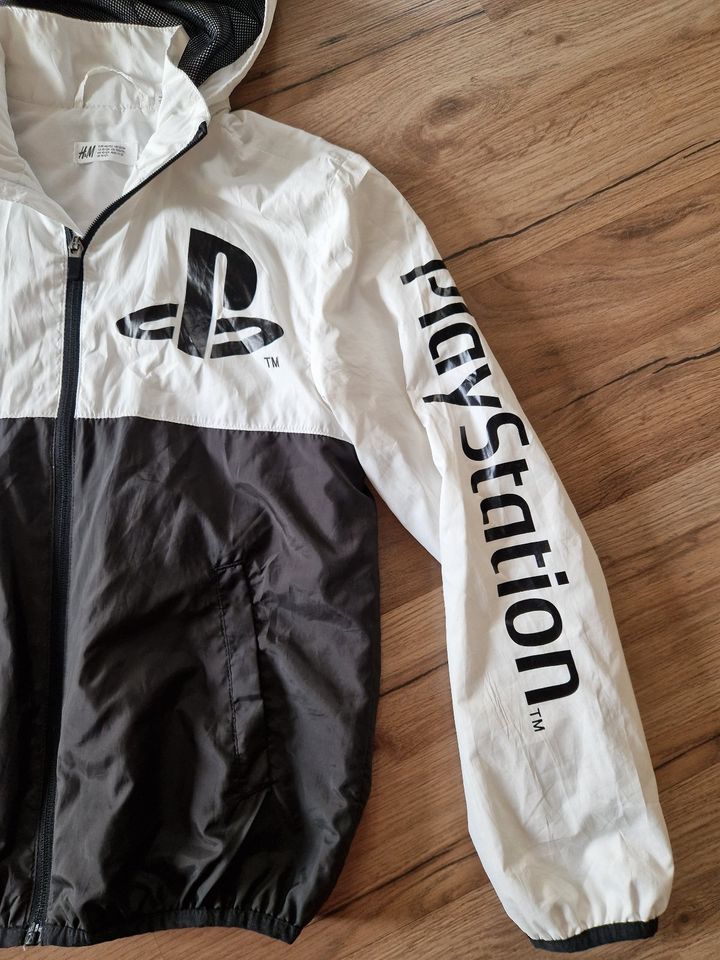 Playstation Jacke H&M Gr. 146/152 weiß schwarz Blousson leichte J in Ludwigshafen