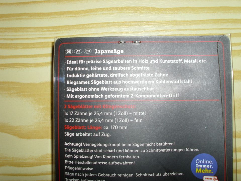 Zugsäge, Japansäge, Säge mit 2 versch. Sägeblättern in OVP in Moringen