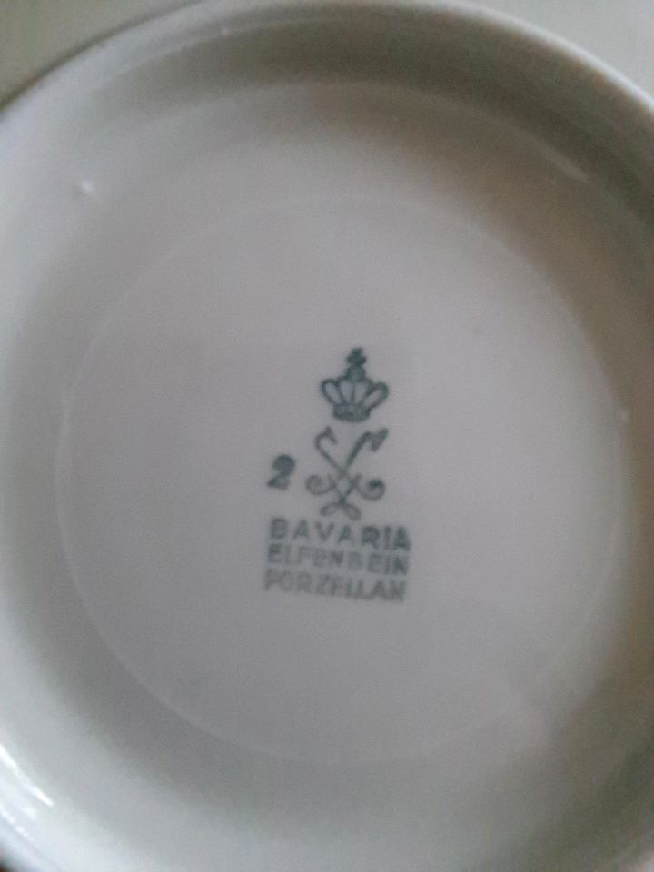 Sammeltasse von Bavaria Elfenbein Porzellan in Stelle