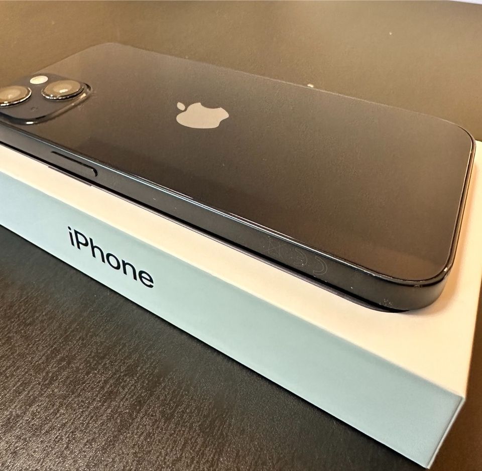 iPhone 13 Midnight 128GB | sehr guter Zustand in Essen