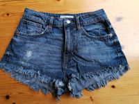 Kurze Jeanshose /Shorts Gr. S/ 34 Hessen - Flieden Vorschau