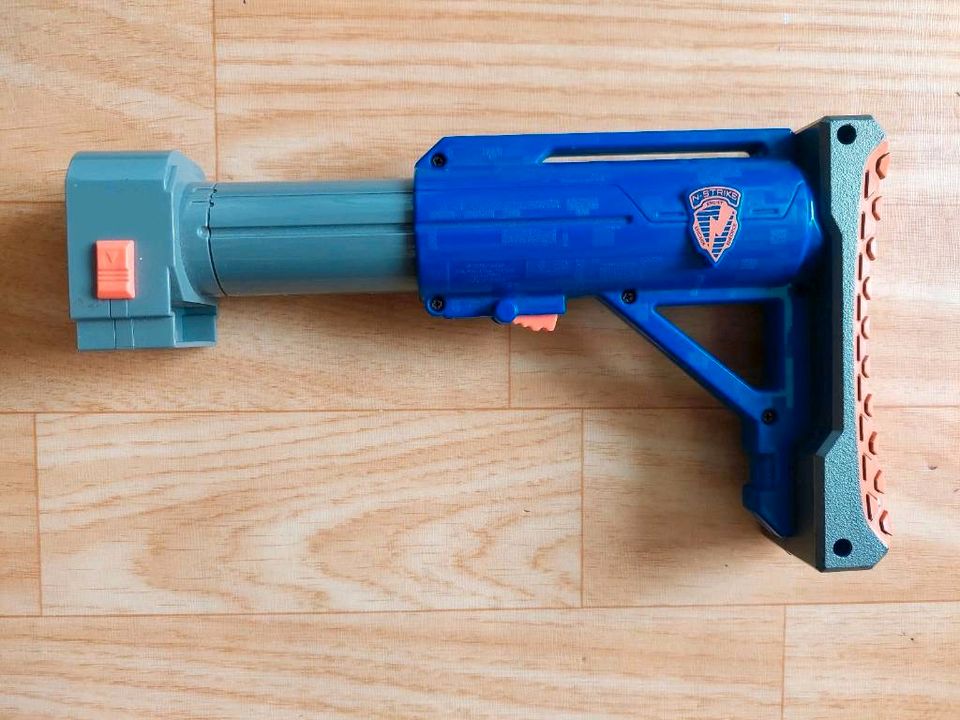 Nerf Schulterstütze, ausziehbar in Brandenburg - Potsdam | Weitere  Spielzeug günstig kaufen, gebraucht oder neu | eBay Kleinanzeigen ist jetzt  Kleinanzeigen