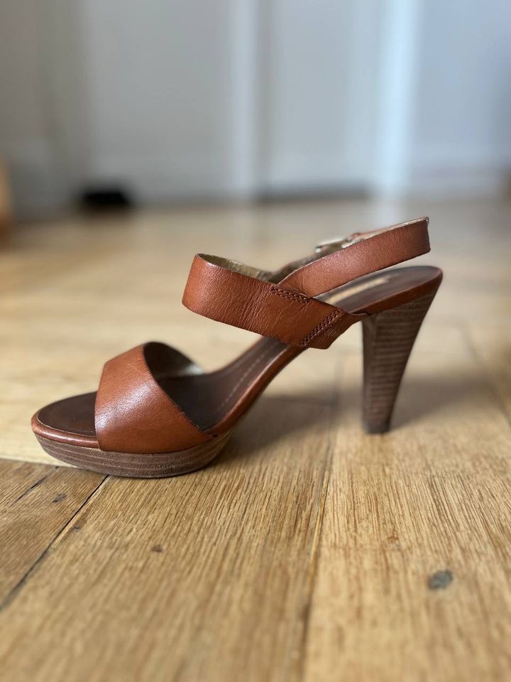 High Heels Marco Polo Pumps Sandalen Absätze Kalbsleder Schuhe in Hessen -  Kassel | eBay Kleinanzeigen ist jetzt Kleinanzeigen