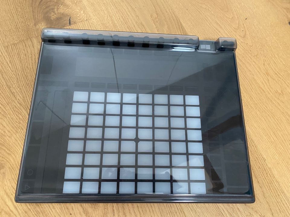 Ableton Push 2 mit viel Zubehör und OVP in Olpe