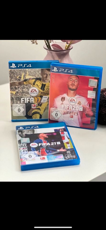 FIFA 2021⭐️2020⭐️2017⭐️Playstation 4 spiele Set in Dinslaken