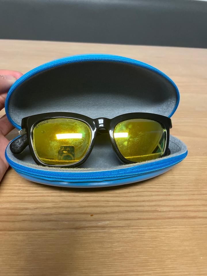 Kinder Crocs Sonnenbrille nur 4-5 mal getragen kein Kratzer in Dortmund