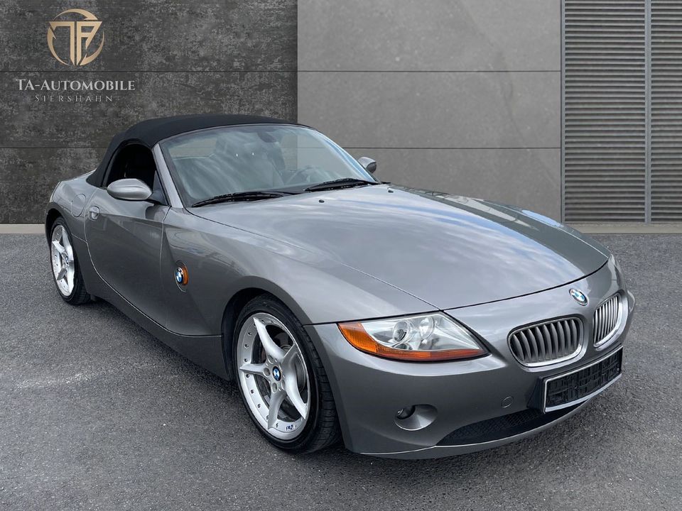 BMW Z4 Roadster 3.0i*SCKECKHEFT*TÜV NEU* in Ransbach-Baumbach