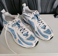 Nike Air ! Nordrhein-Westfalen - Barntrup Vorschau