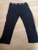 H&M BASIC 3/4 Leggings in schwarz Gr.152 Hessen - Karben Vorschau