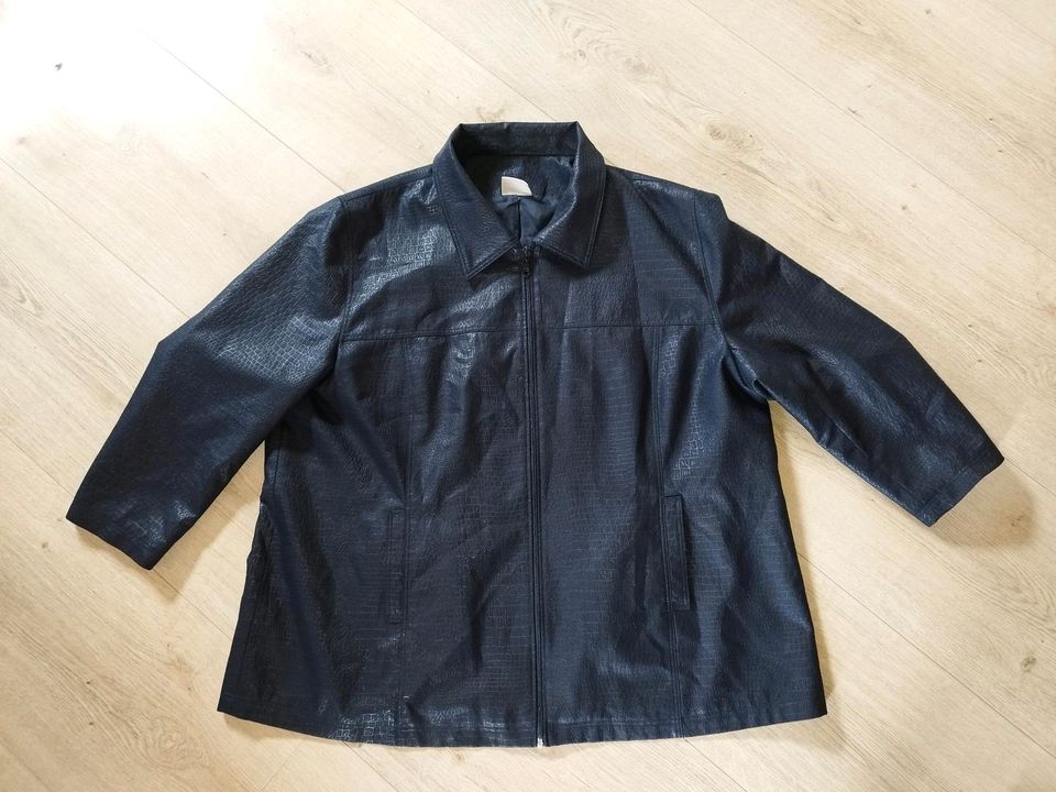 C&A dünne Jacke dunkelblau Gr 52/54 in Braunschweig