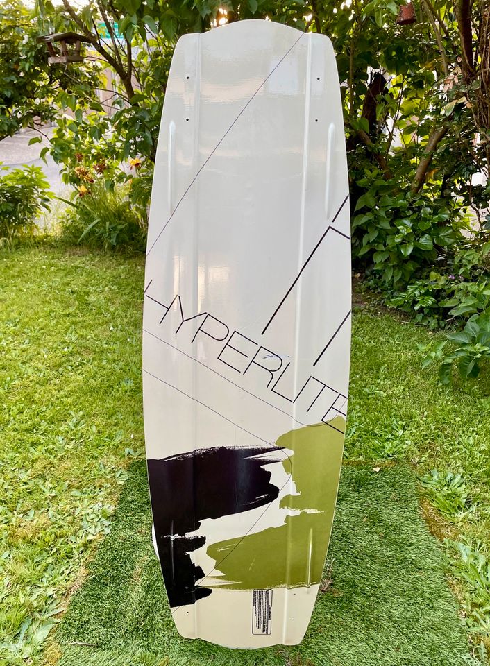 Wakeboard HYPERLITE 135 in Düsseldorf