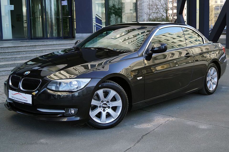 BMW 318 i Cabrio Leder Xenon Lenkradheiz. Memory in Berlin