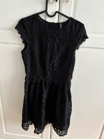 Spitzenkleid schwarz 34 Hessen - Groß-Gerau Vorschau