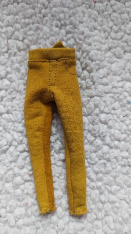 Handmade Barbie Kleidung Set Packet Hose Caprihose Pullover Hoodi in Velbert