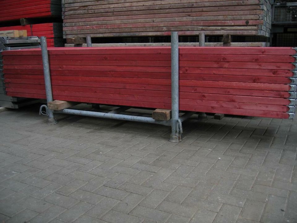 100 St.  PLETTAC Holzbohlen Bohlen Belagbohlen Gerüst 2,50m NEU in Hückeswagen