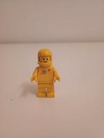 LEGO Space Classic Figur Minifigur gelb Astronaut Weltraum Frankfurt am Main - Gallusviertel Vorschau