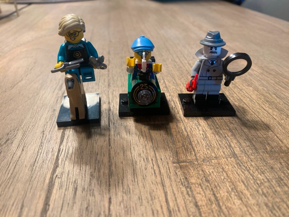 Lego Minifiguren Serie 25 in Grefrath