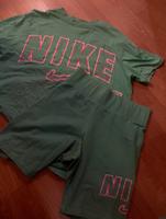 Nike anzug set Nordrhein-Westfalen - Hilden Vorschau