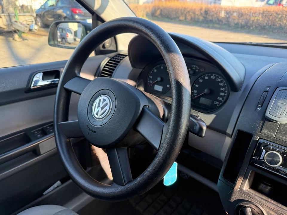 Volkswagen Polo IV 1.4 Basis*TOP ANGEBOT*TÜV/ASU NEU*TOP* in Rüsselsheim