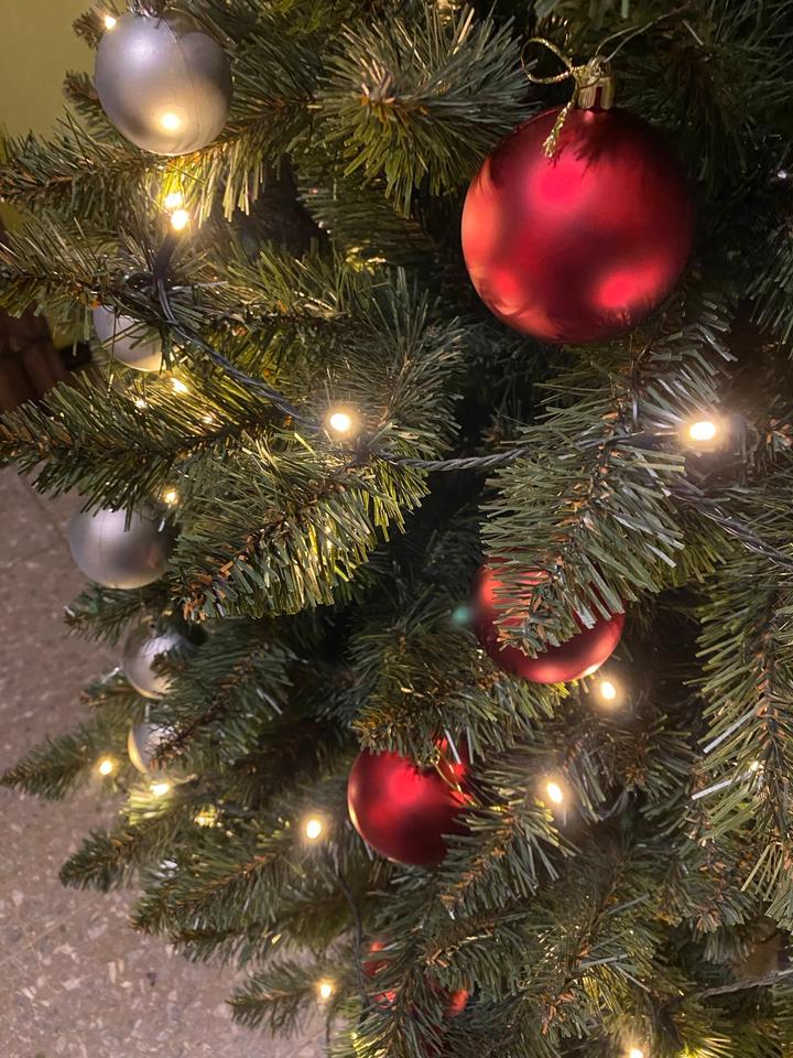 Künstlicher Tannenbaum grün 180cm mit PVC Nadeln #MG80180B2 in Jettenbach