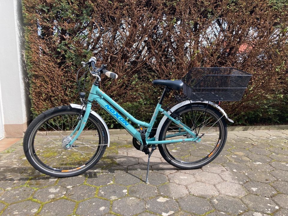 Mädchen Fahrrad in Bad Oeynhausen