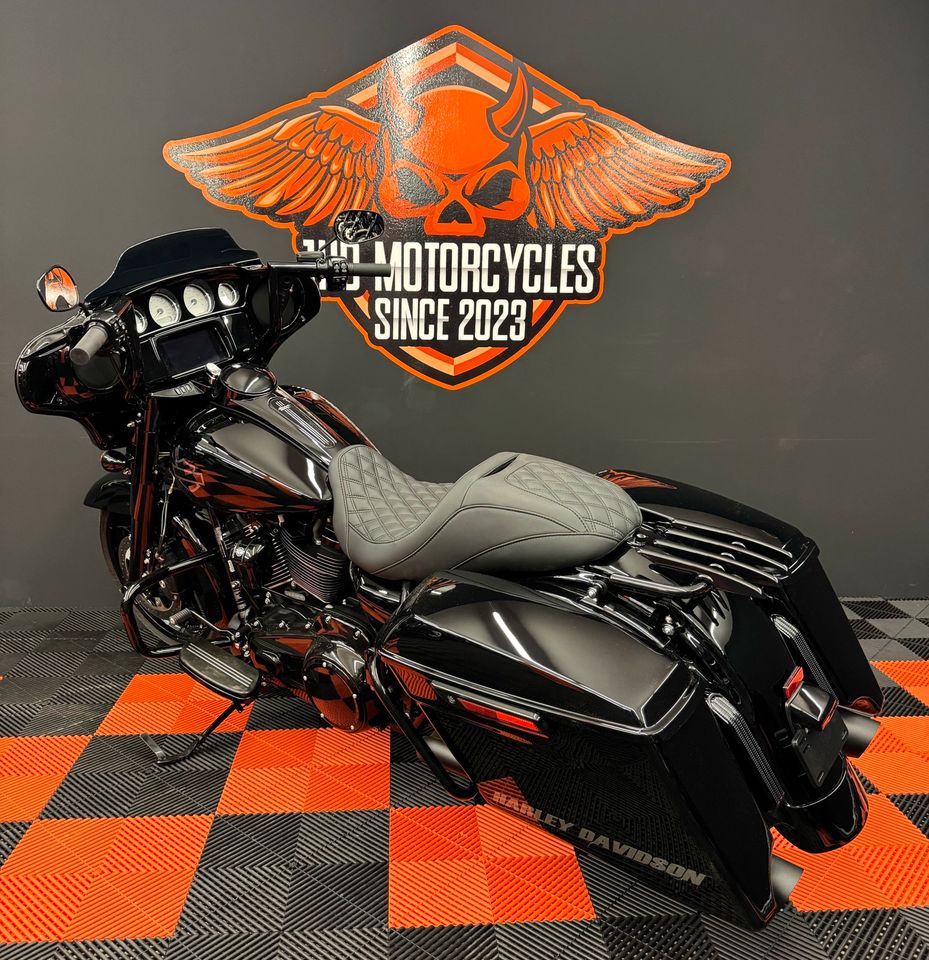 Harley Davidson Street Glide 107 in Birkenfeld