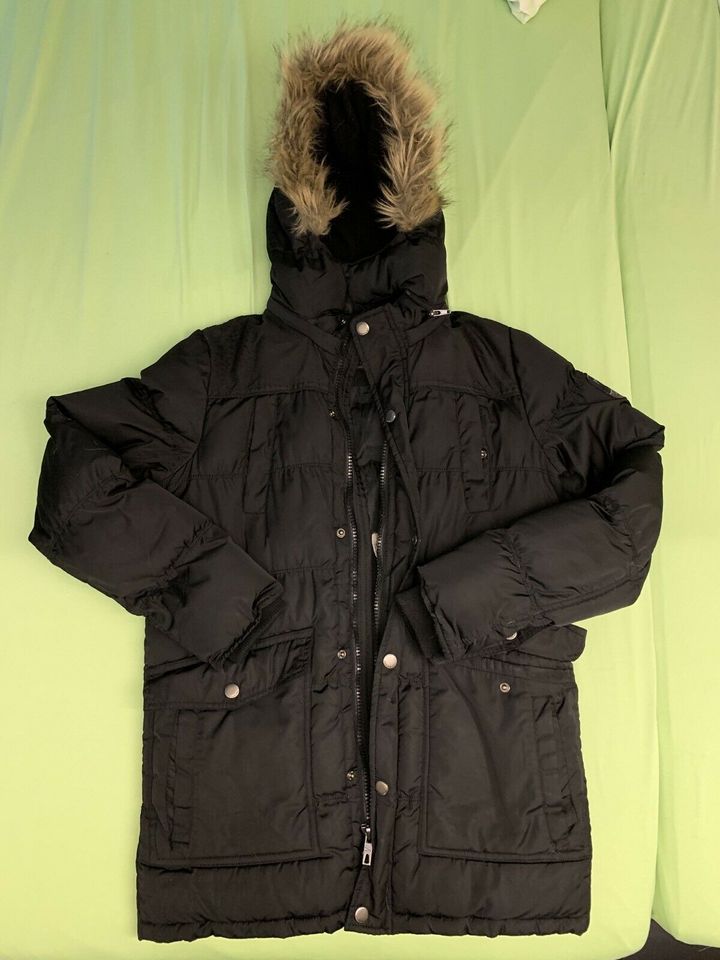 Winterjacke Jungen Gr. 176 in Salzgitter